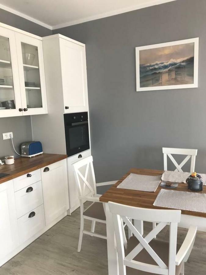 Apartament Z Widokiem Na Jezioro Apartment Ридзево Екстериор снимка