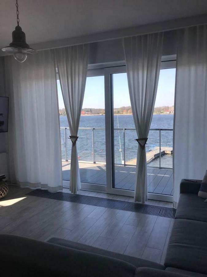 Apartament Z Widokiem Na Jezioro Apartment Ридзево Екстериор снимка