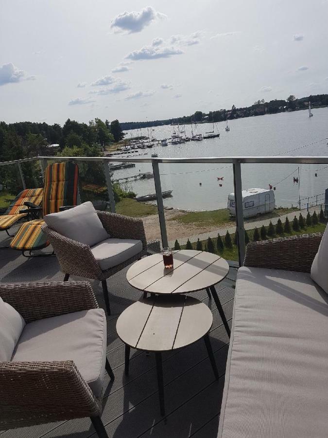 Apartament Z Widokiem Na Jezioro Apartment Ридзево Екстериор снимка